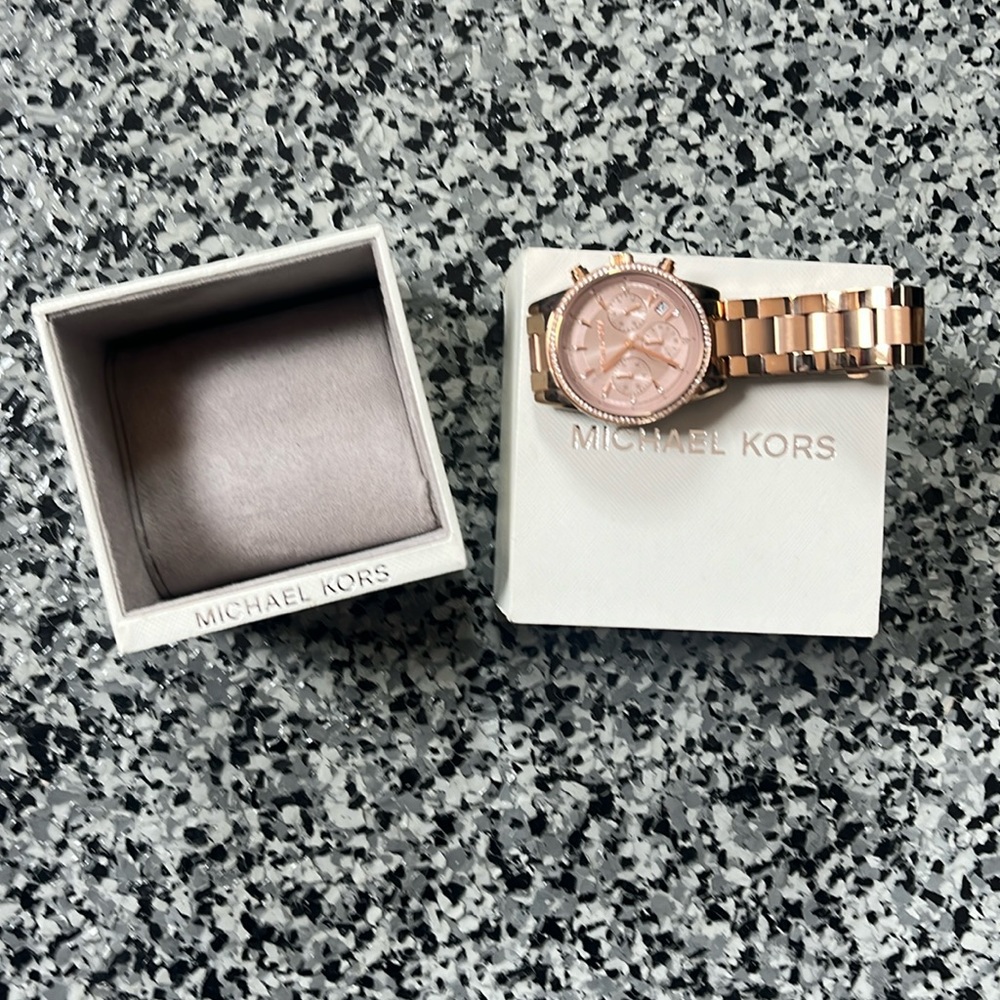 Michael kors watch